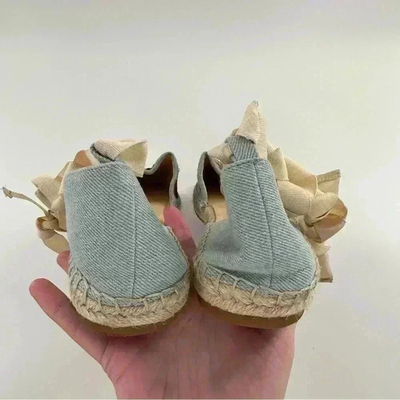 Jessica Simpson Flippo flats size 8.5 38.5 denim floral embroidered espadrilles - Picture 9 of 13